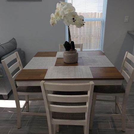 Home Away From Home Unit B 休斯敦 外观 照片