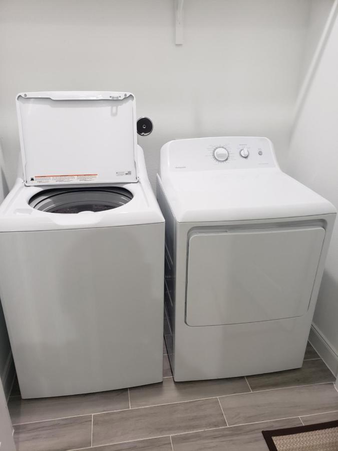 Home Away From Home Unit B 休斯敦 外观 照片